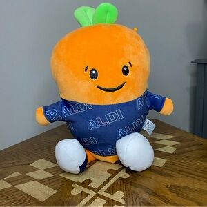 640 Aldi Kevin the Carrot stuffed plush